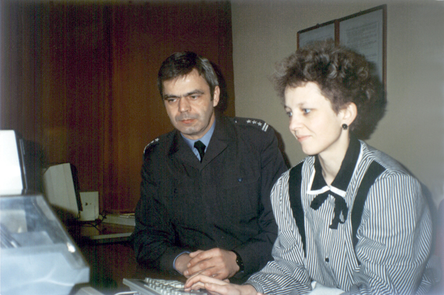 Administrator LSK CSS Jolanta Szumowska i płk Zbigniew Przęzak. 
