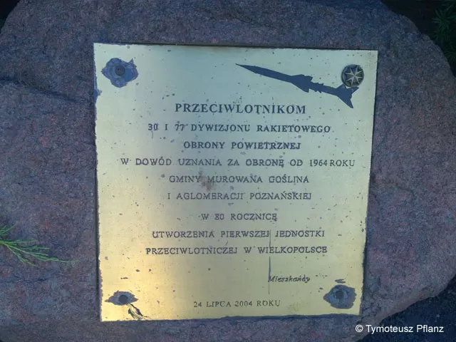 Tablica pamiątkowa w Murowanej Goślinie przy ul. Poznańskiej. Tablica pamiątkowa w Murowanej Goślinie przy ul. Poznańskiej.