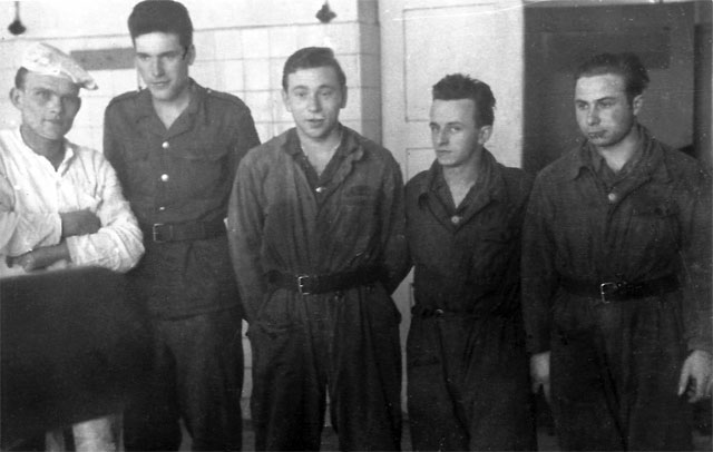 Grudzień 1962 r. - drużyna na kuchni.